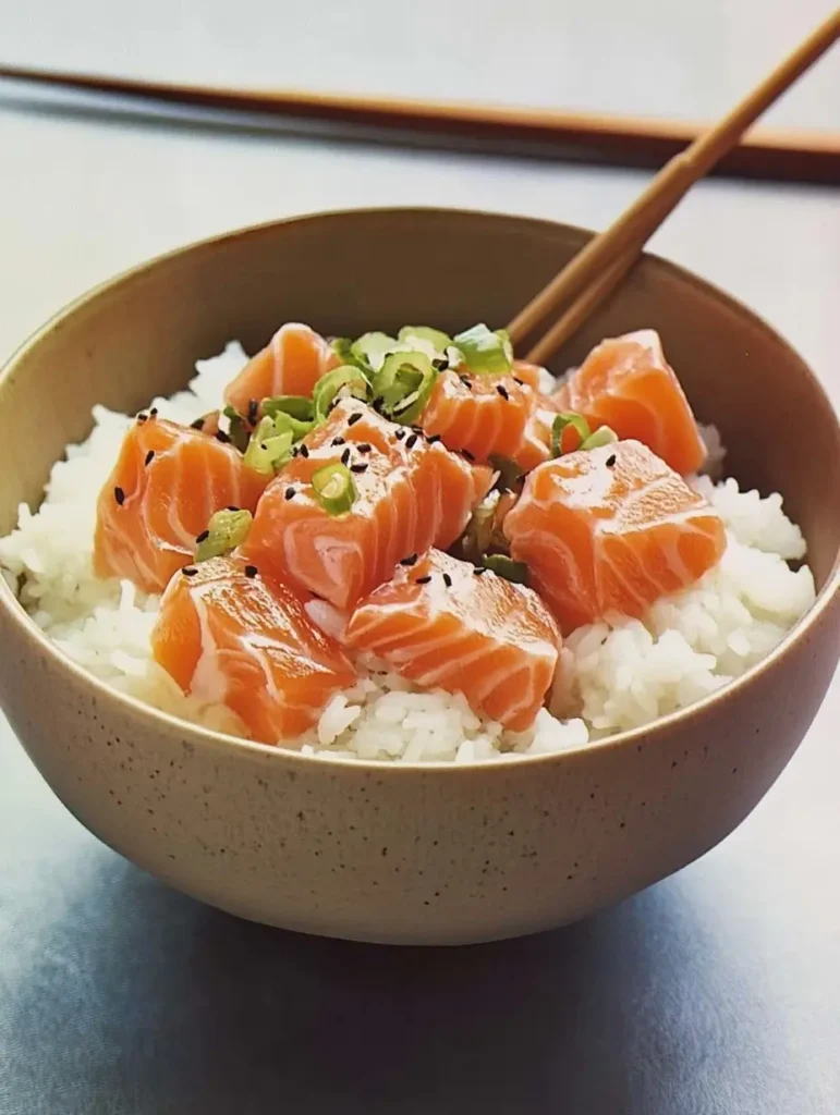 Salmon bowl with rice, 